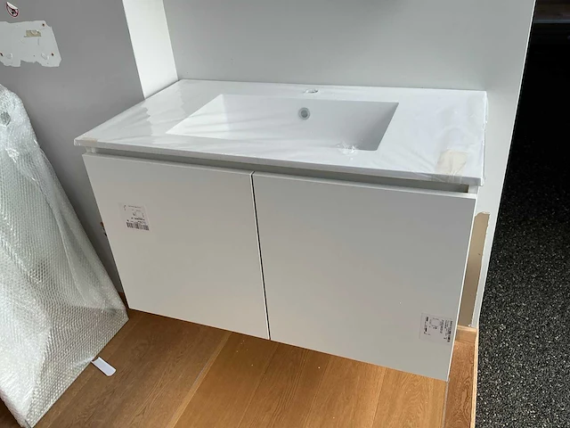 Badkamermeubel met spiegelkast - afbeelding 2 van  6