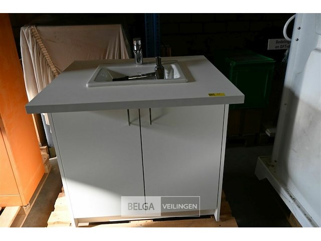 Badkamermeubel - afbeelding 1 van  2