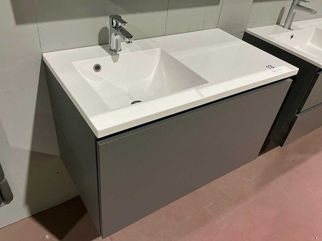 Badkamermeubel - afbeelding 3 van  7