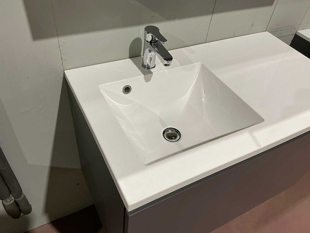 Badkamermeubel - afbeelding 4 van  7