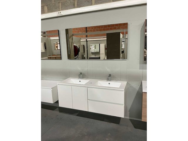 Badkamermeubel - afbeelding 2 van  9