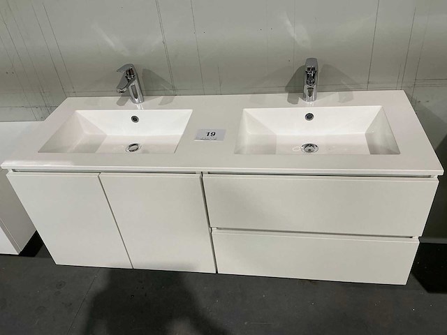 Badkamermeubel - afbeelding 4 van  9