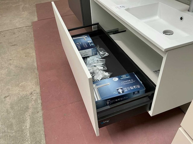 Badkamermeubel - afbeelding 7 van  9