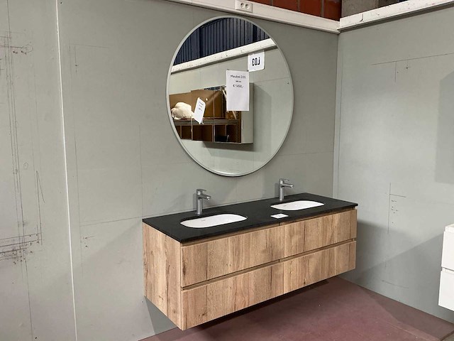 Badkamermeubel - afbeelding 1 van  6