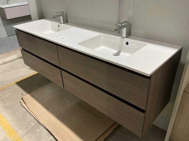 Badkamermeubel - afbeelding 2 van  7