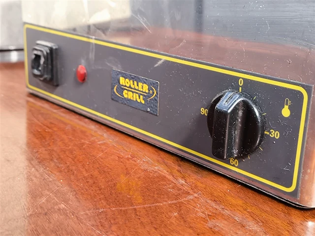 Bain-marie, roller grill, 2 voetjes onderaan ontbreken, getest en werkend - afbeelding 2 van  3