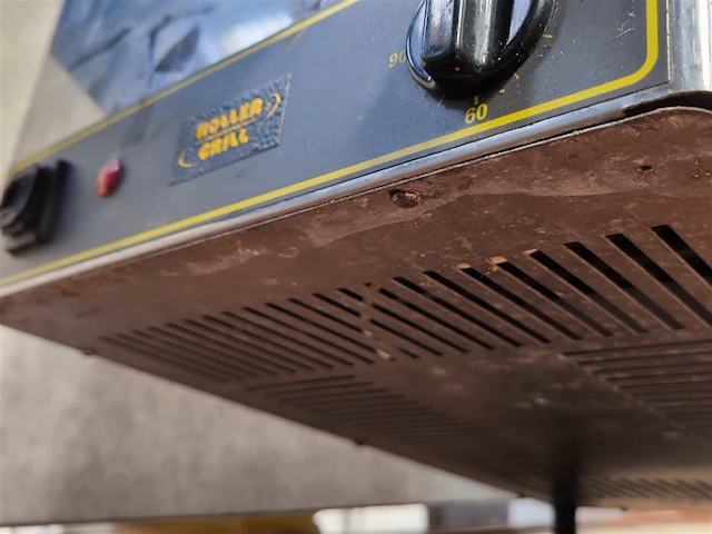 Bain-marie, roller grill, 2 voetjes onderaan ontbreken, getest en werkend - afbeelding 3 van  3