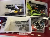 Bak divers keuken materiaal - afbeelding 2 van  3