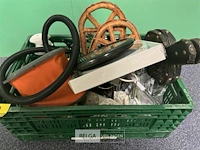 Bak diverse items - afbeelding 1 van  3