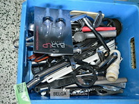 Bak met div keuken materiaal - afbeelding 1 van  4