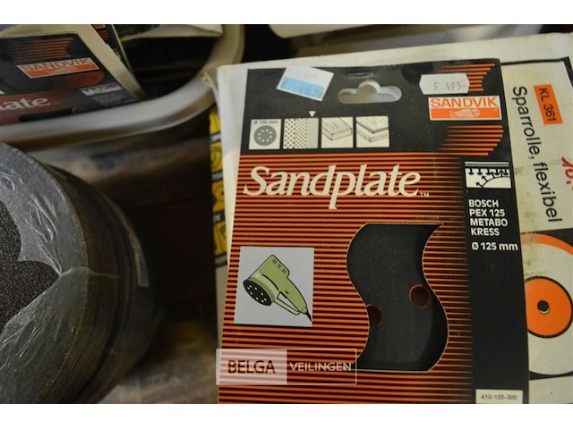 Bak met div schuurschijven - afbeelding 2 van  2