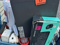 Bak met divers elektro materiaal - afbeelding 1 van  3