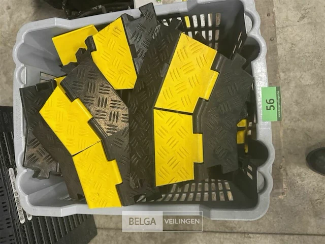 Bak met kabelbeschermers - zonder bak - afbeelding 2 van  2