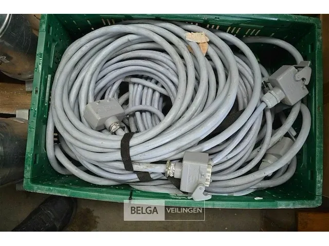 Bak met kabels voor verlichting - afbeelding 1 van  3