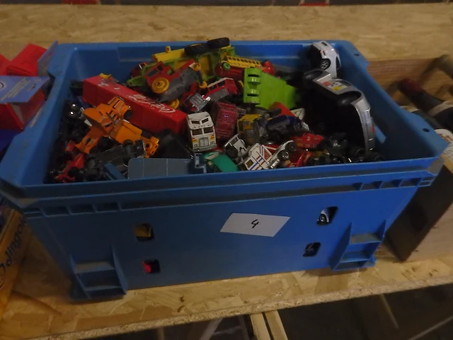 Bak met matchbox - afbeelding 1 van  4
