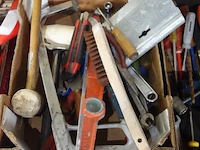 Bak met materiaal - afbeelding 1 van  1