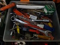 Bak met materiaal - afbeelding 1 van  1