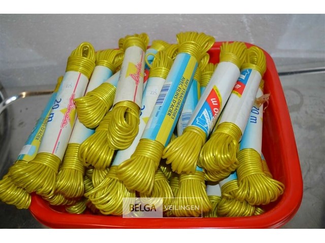 Bak met wasdraadlijnen 20m lang - afbeelding 2 van  2