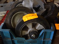 Bak met wielen - afbeelding 2 van  2