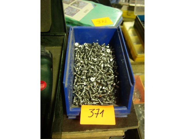 Bak met zeskantflensbouten met kruiskop - afbeelding 1 van  1