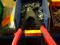 Bak popnagels en tang - afbeelding 1 van  2