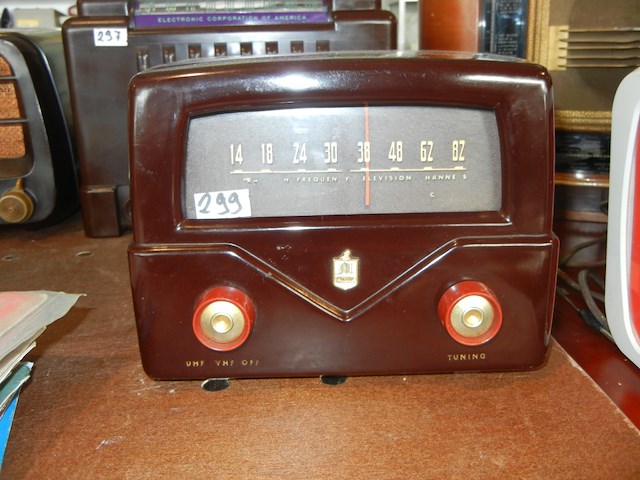 Bakeliet radio malode - afbeelding 1 van  2