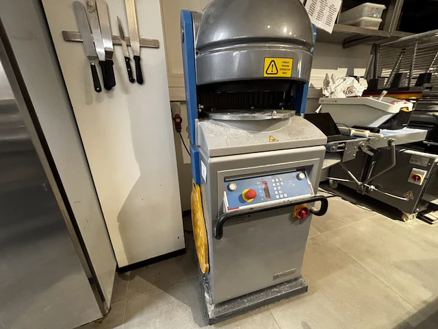 Bakery machinery daub dr robot - afbeelding 2 van  5