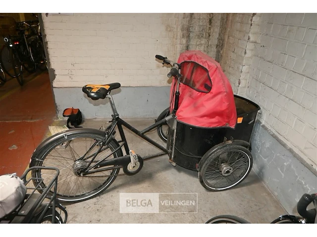 Bakfiets biker - afbeelding 5 van  5