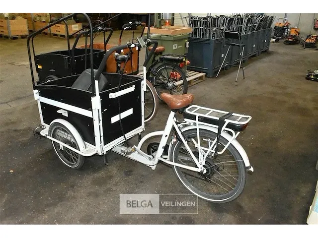 Bakfiets electr genius biz blue ( zonder lader) - afbeelding 1 van  2