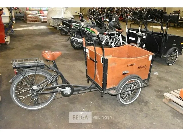 Bakfiets electr speedy largo incl batterij + lader - afbeelding 2 van  3