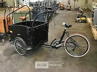Bakfiets troy (batterijhouder + batterij verwijderd)