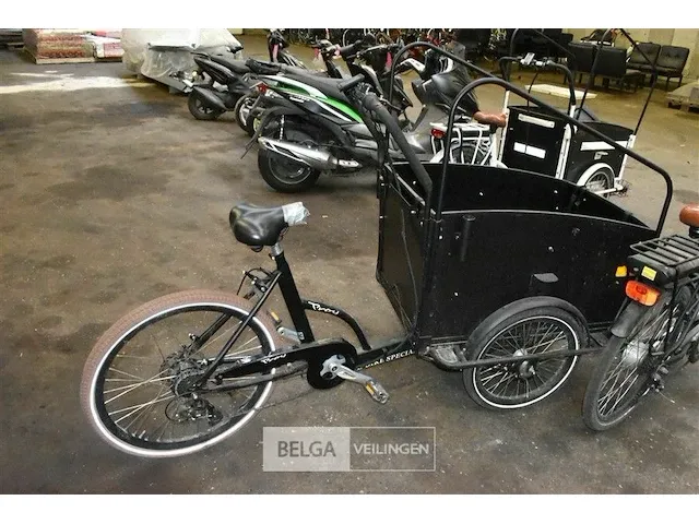 Bakfiets troy (batterijhouder + batterij verwijderd) - afbeelding 4 van  4