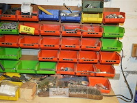 Bakje met div schroeven - afbeelding 2 van  5