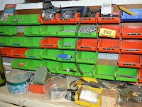 Bakje met div schroeven - afbeelding 3 van  5