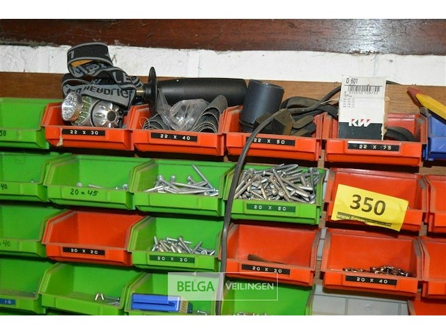 Bakje met div schroeven - afbeelding 5 van  5