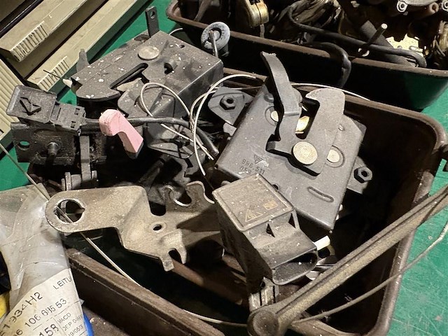 Bakje met inhoud - afbeelding 4 van  4