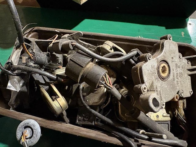 Bakje met inhoud - afbeelding 2 van  3