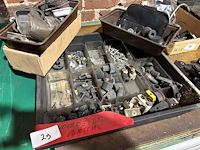 Bakje met inhoud - afbeelding 1 van  3