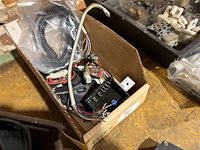 Bakje met inhoud - afbeelding 2 van  2