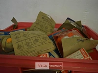 Bakje met retro zekeringen - afbeelding 2 van  4