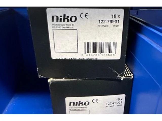 Bakjes electriciteitstoebehoren niko - afbeelding 2 van  5