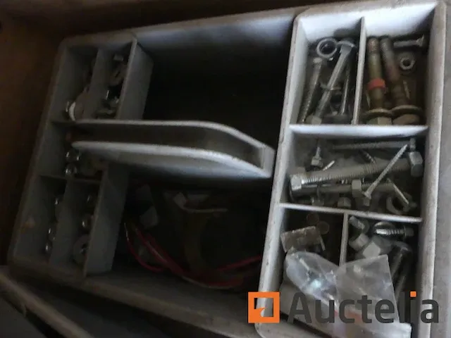 Bakken met ijzerwaren - afbeelding 5 van  9