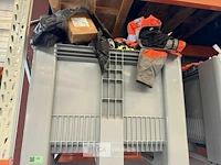 Bakken met werkkledij (2x) - afbeelding 2 van  2