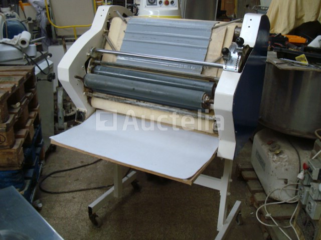 Bakkerij vormmachine merand - afbeelding 2 van  4