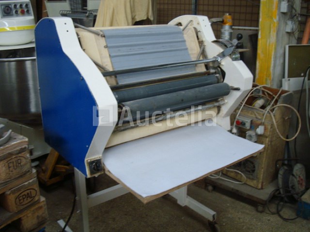 Bakkerij vormmachine merand - afbeelding 3 van  4