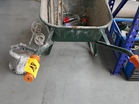 Bakwagen + betonmixer - afbeelding 1 van  4