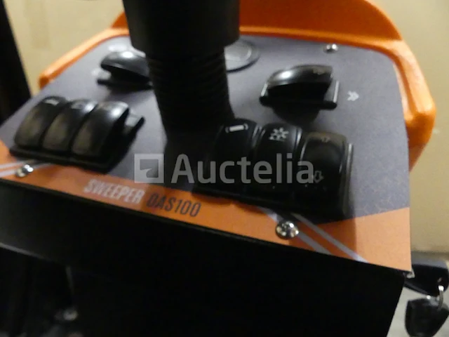 Balayeuse daewoo veegmachine das100 - afbeelding 2 van  17