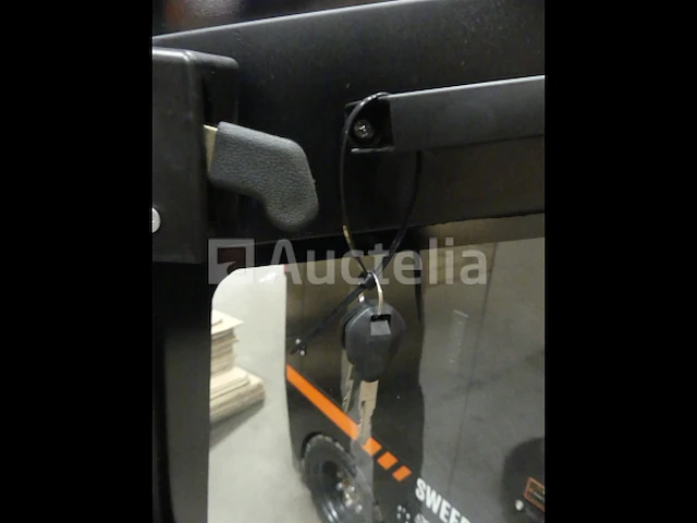 Balayeuse daewoo veegmachine das100 - afbeelding 12 van  17