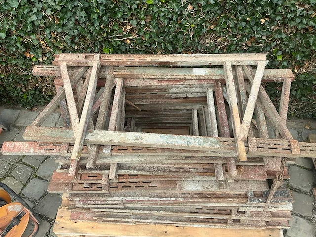 Balk klemmen diverse bouwmaterialen (30x) - afbeelding 1 van  2