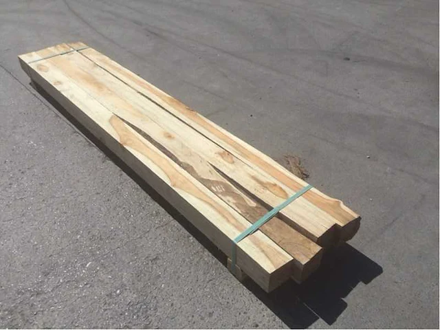 Balk teakhout 2340 x 110 x 110 mm (4x) - afbeelding 1 van  7